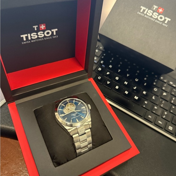 Tissot Blue Dial Silver Bracelet Watch - Picture 1 of 2